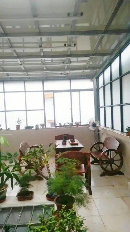 還在裝傳統(tǒng)陽光房？太傻了！如今大家都裝這個，美觀、環(huán)保還能賺錢！